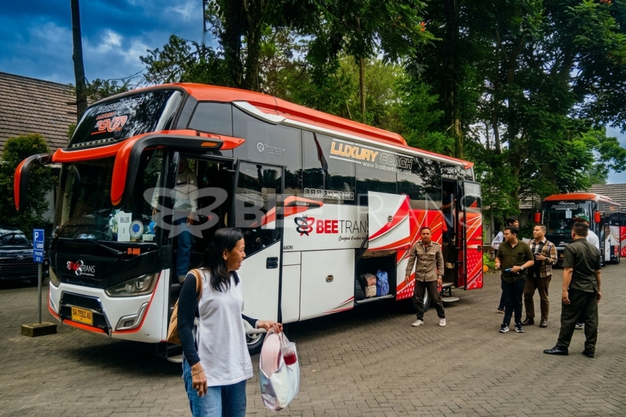 Menyapa Sejuknya Lembang: Perjalanan Seru ke Green Forest Resort Bersama Beetrans
