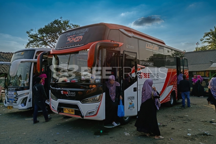 Meraih Keberkahan Spiritual: Perjalanan Wisata Religi Nyaman dari Jakarta ke Makam Sultan Hasanuddin Banten